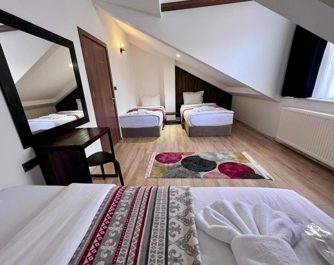 מוורובו Mia'S Favorite Hotel מראה חיצוני תמונה